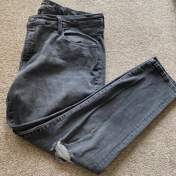 Jeans - Picture 3 of 4